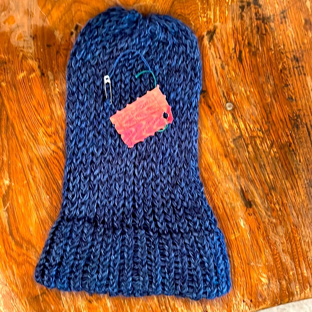 Handmade, New, Men’s Loom Knitted, Winter Hat, Size Medium, Blue, double brim